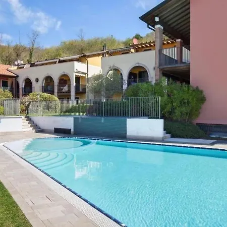 Gardalakehome Appartement Costermano